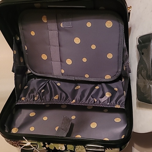 NWOT TRIFORCE ELITE PERFORMANCE BEAUTY HARD SHELL CAMO PRINT CASE SPRING BREAK - Picture 7 of 16